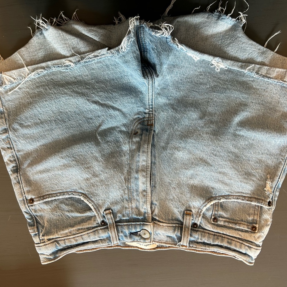 Abercrombie & Fitch Blue Distressed Jeans